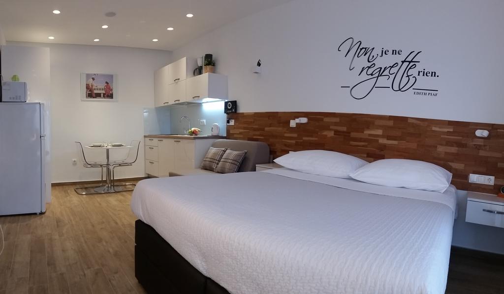 Apartments Ursic Mb Brela Exterior foto